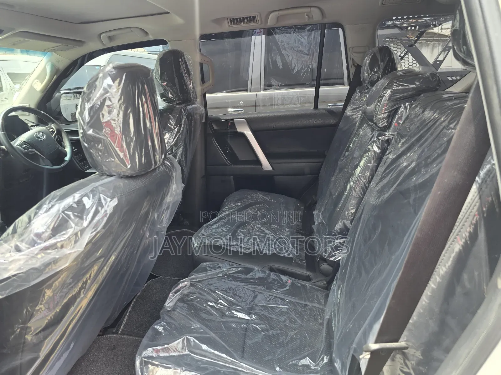 Toyota Land Cruiser Prado 2018 White