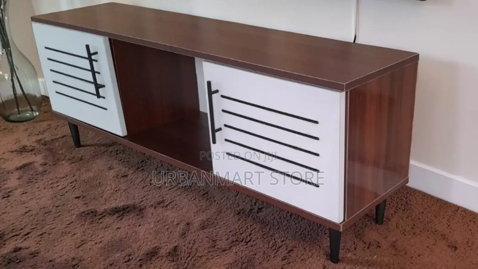 Hudson 4 FTS Tv Stand