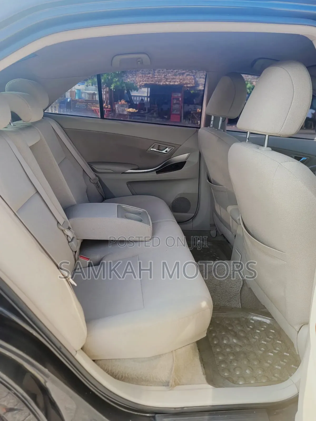 Toyota Premio 2012 Black