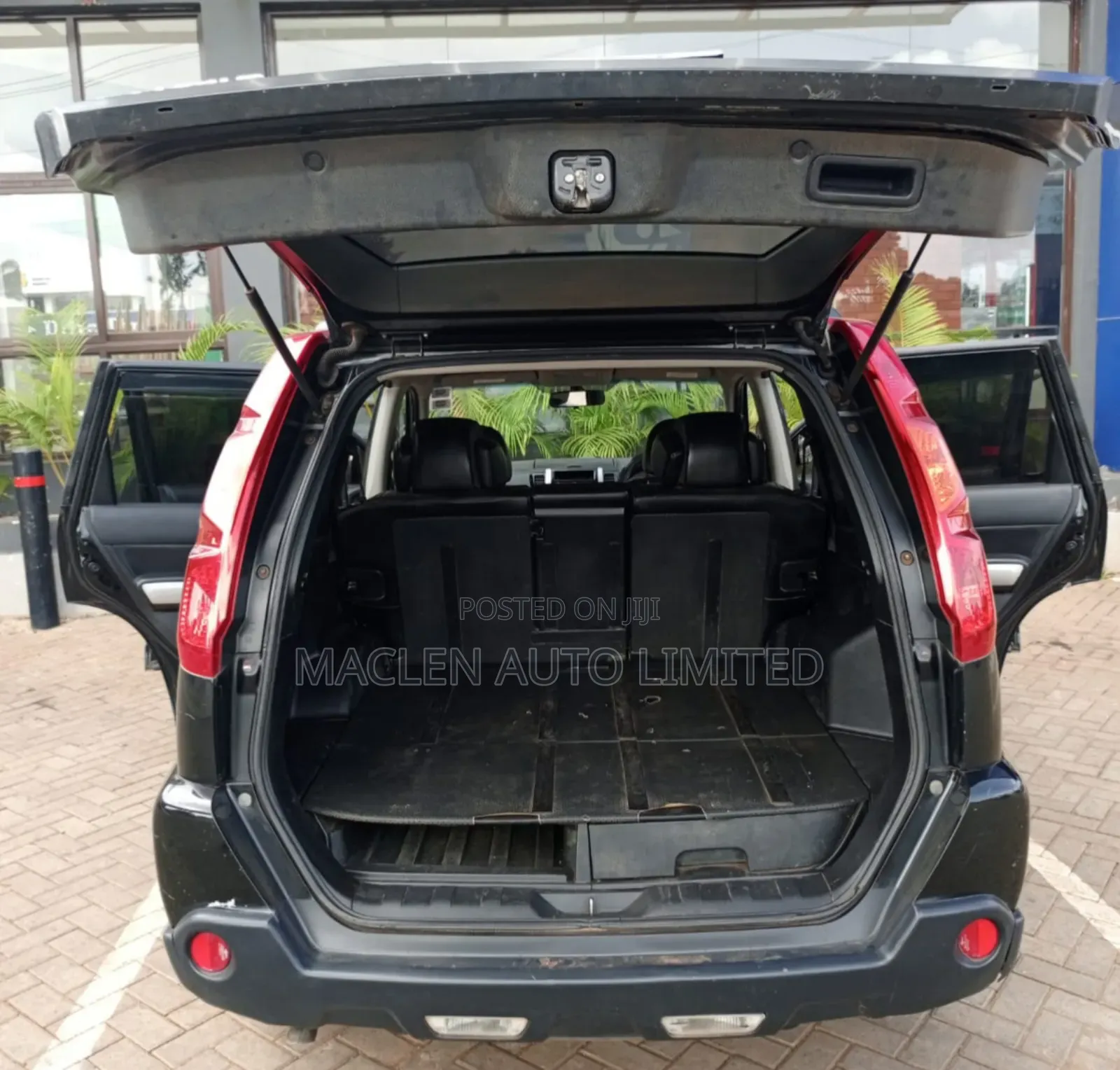 Nissan X-Trail 2010 Black