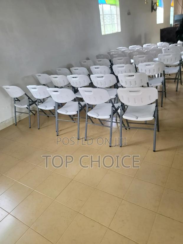 Church Chairs, Foldable Plastic - thumbnail 2