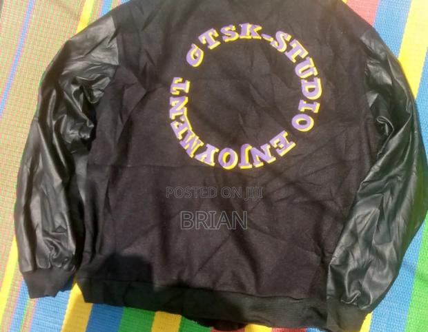 Beautiful Jackets Leather - thumbnail 2