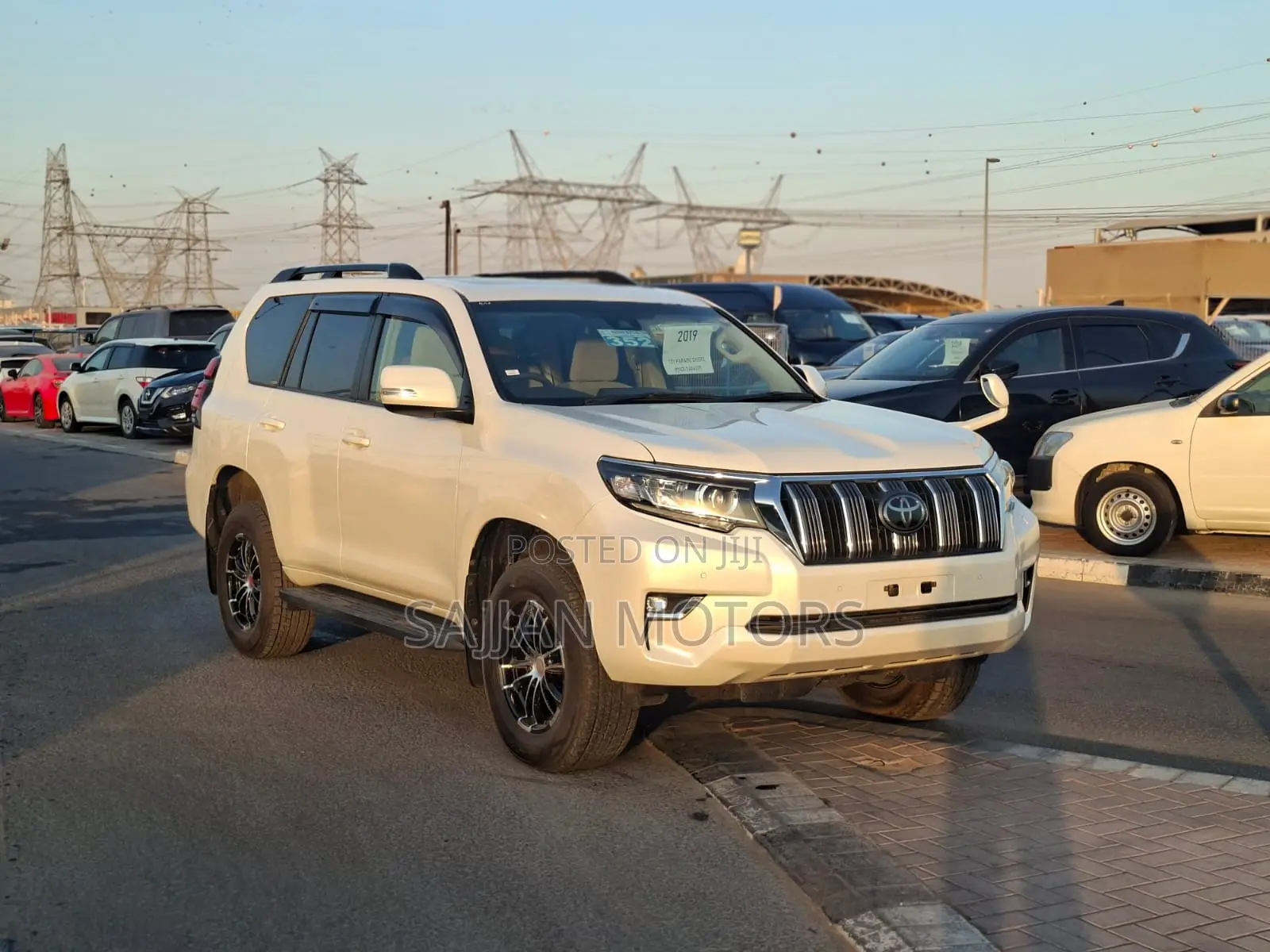 Toyota Land Cruiser Prado 2.8 2019 White