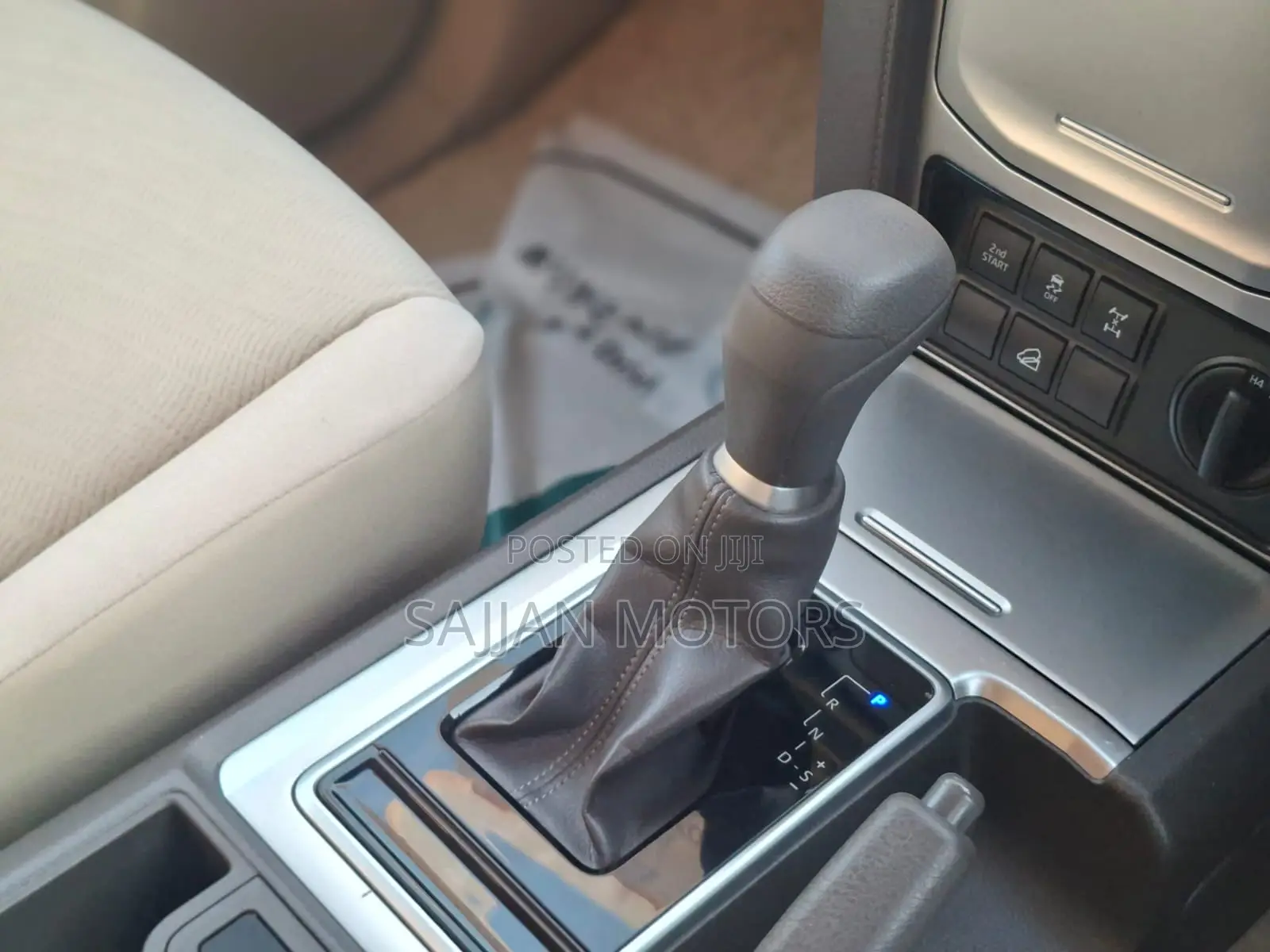 Toyota Land Cruiser Prado 2.8 2019 White