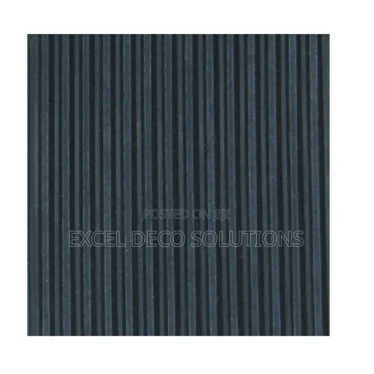 Commercial Ribbed Rubber Mat – Long Lasting Quality