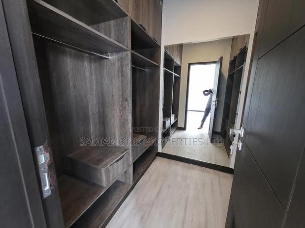 3bdrm Apartment in Spring Valley for rent - thumbnail 4