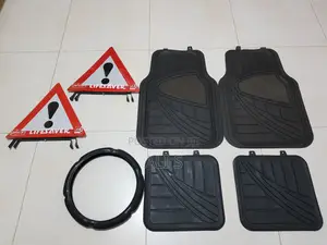 Car Accessory Set With Warning Triangles Floor Mats