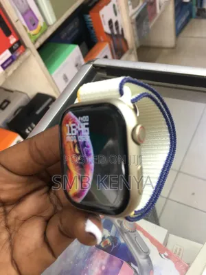 Wireless Charger Three Straps And Smart Watch