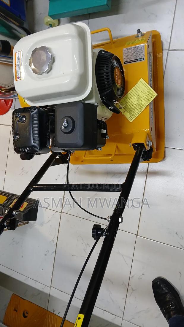 Vibrator Plate Compactor - main view