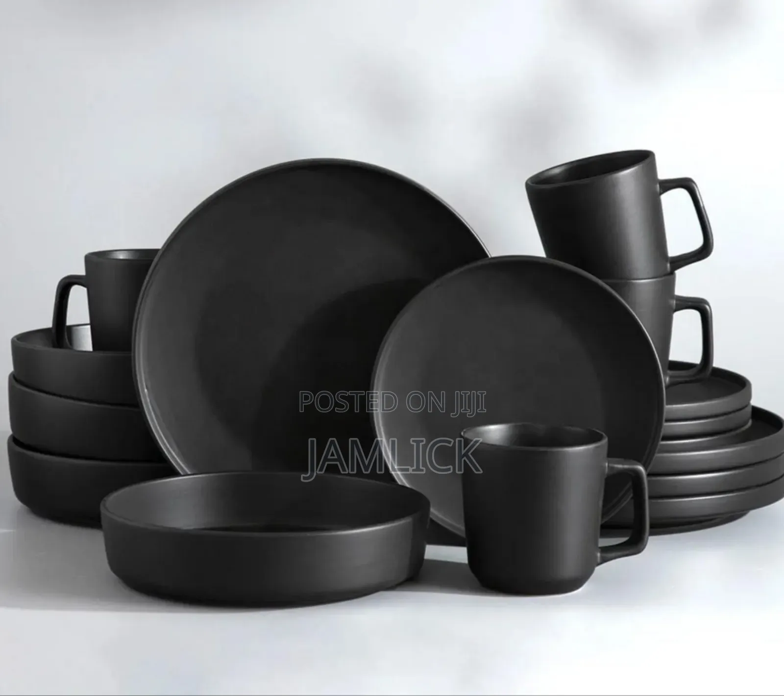16-PCS Porcelain Dinner Set – Black - Jm