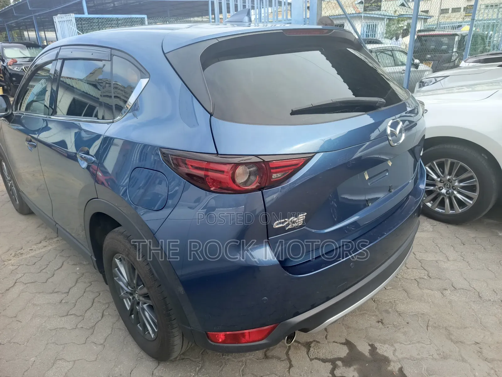 Mazda CX-5 2018 Blue