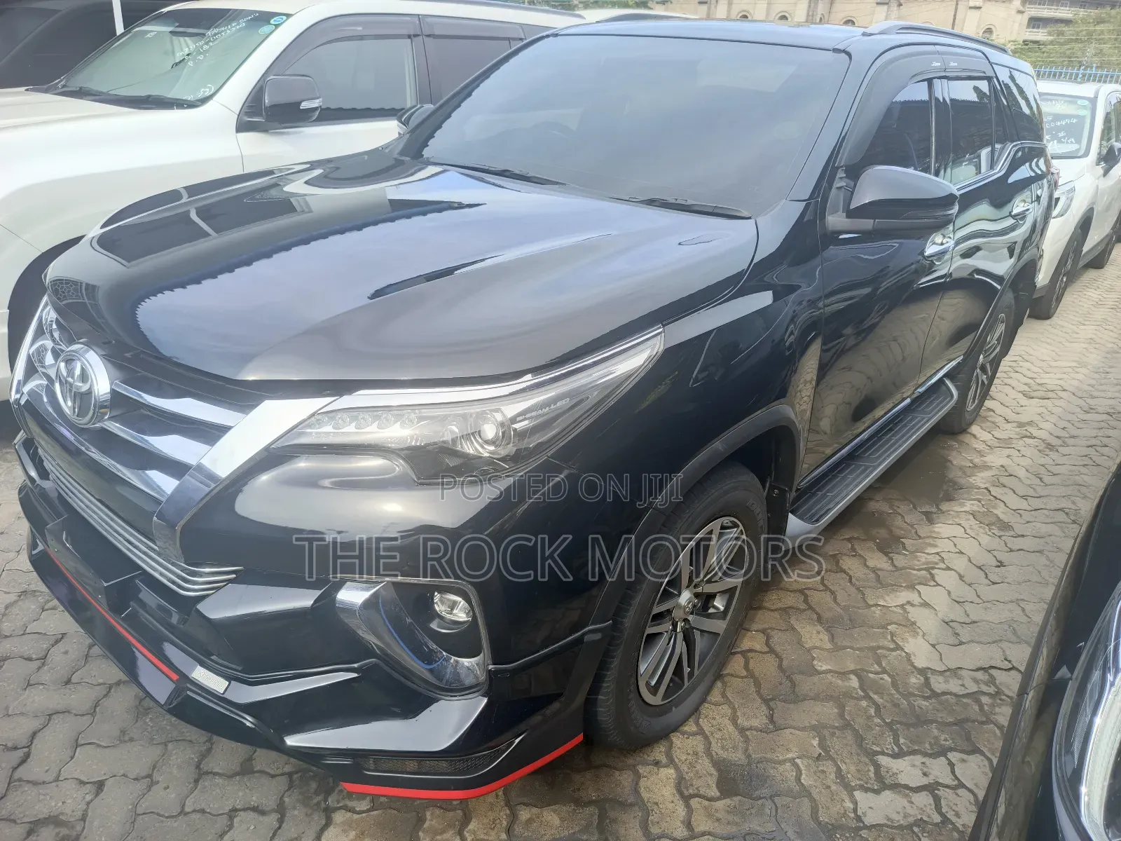 Toyota Fortuner 2018 Black