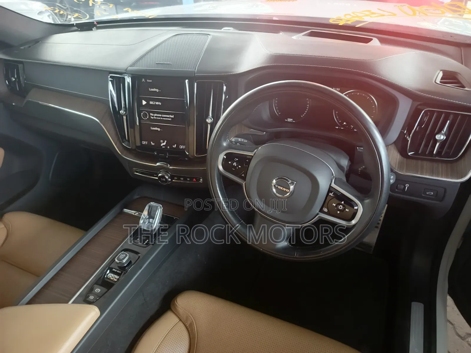 Volvo XC60 2019 White