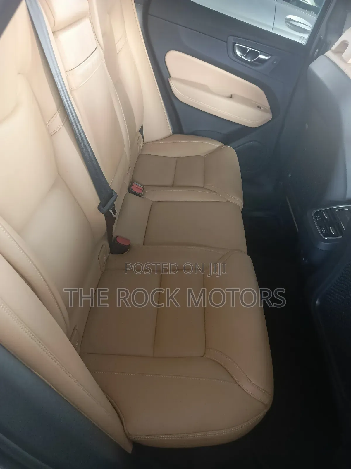 Volvo XC60 2019 White