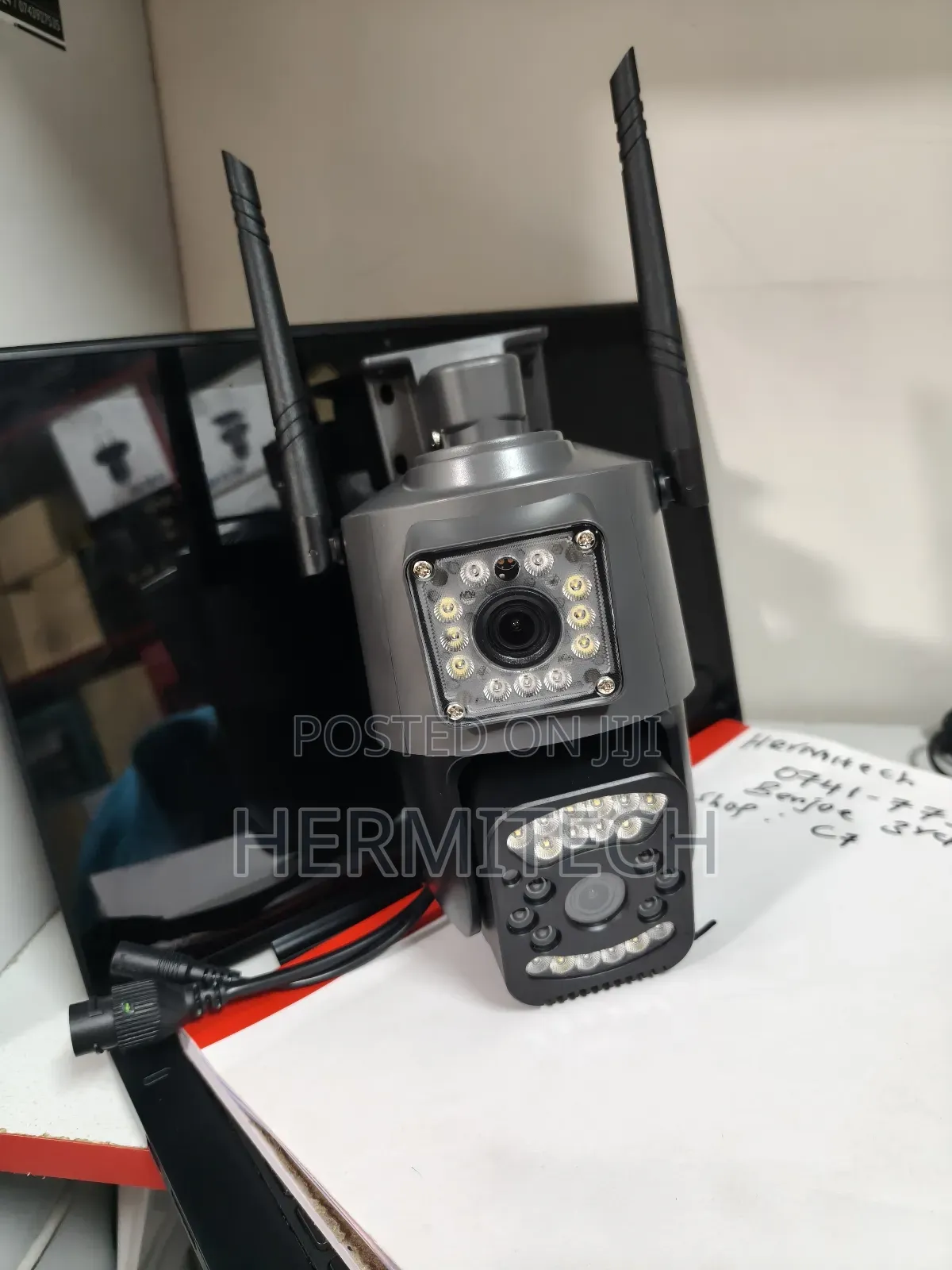 Sim Card (4g) Enabled CCTV Camera With Dual Lens Screen Display