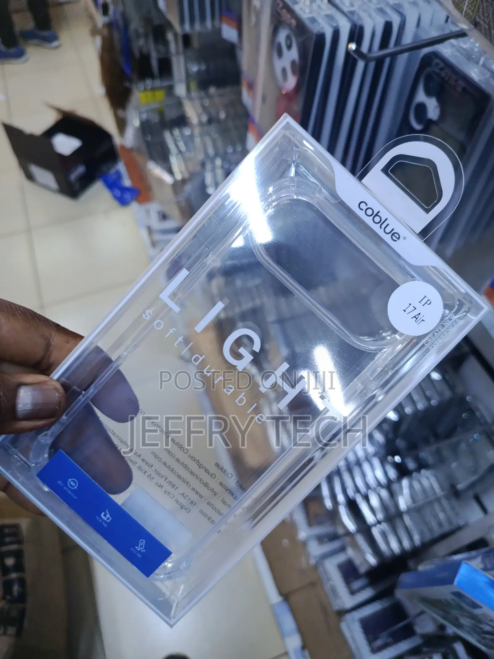 Loboi Coblue "Light" Series Clear iPhone 17 Air Case