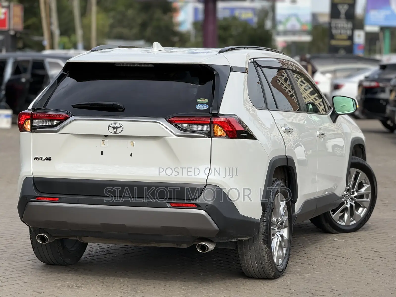 Toyota RAV4 Limited AWD 2019 White