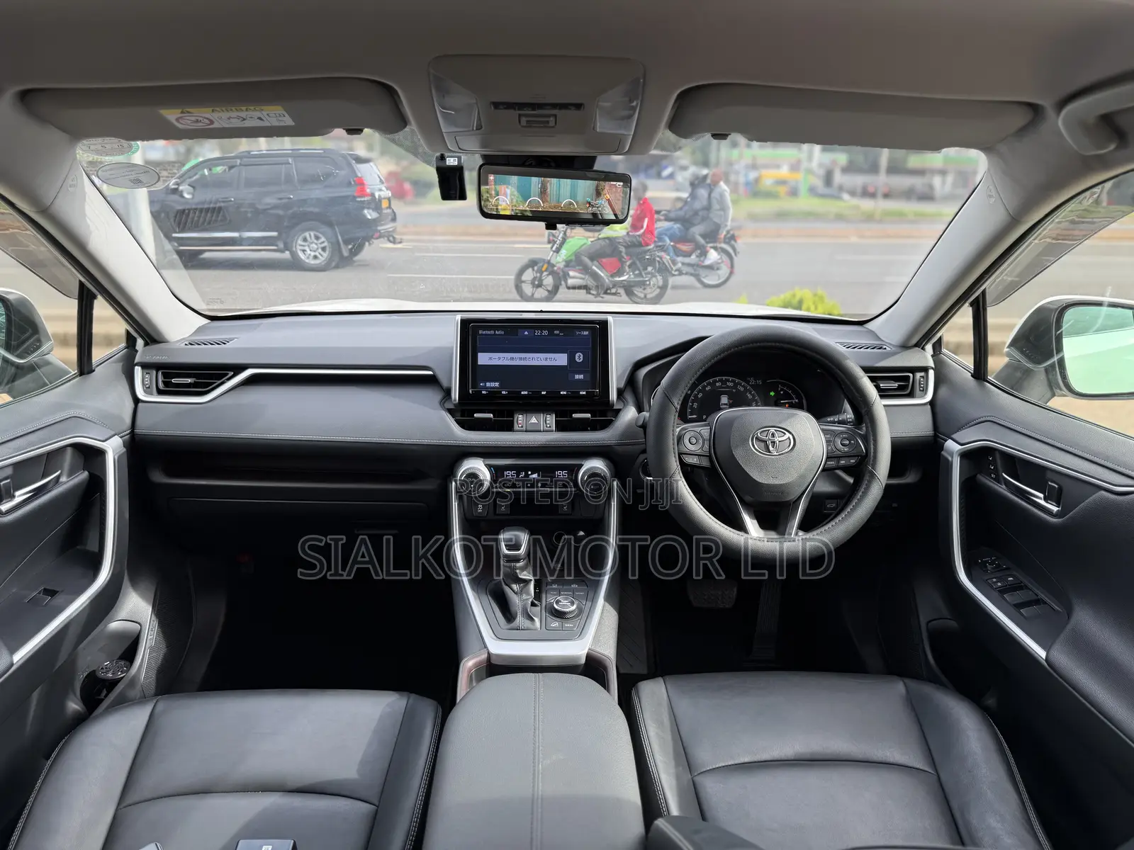 Toyota RAV4 Limited AWD 2019 White