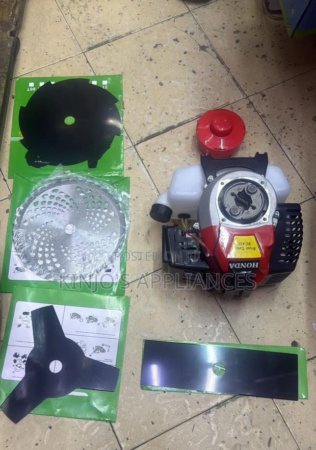 5 Blades 2 Stroke Brush Cutter - main view