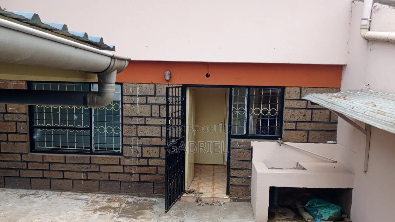 3bdrm Maisonette in Highview, Ngumo Estate for sale