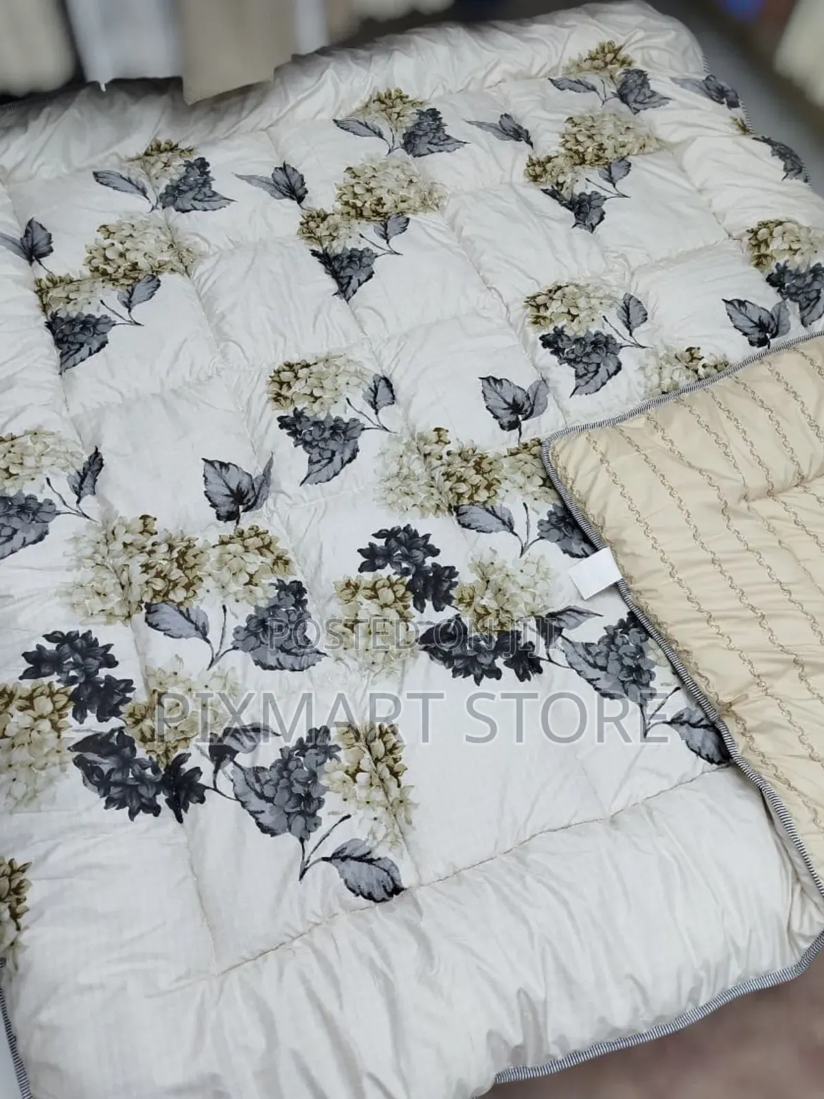 6×7 Heavy Cotton Duvet Set With Bedsheet 2 Pillowcases