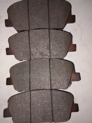 Front Brake Pads Kia Optima 2012/Hyundai Santa Fe 2018 (Hyc Brand)