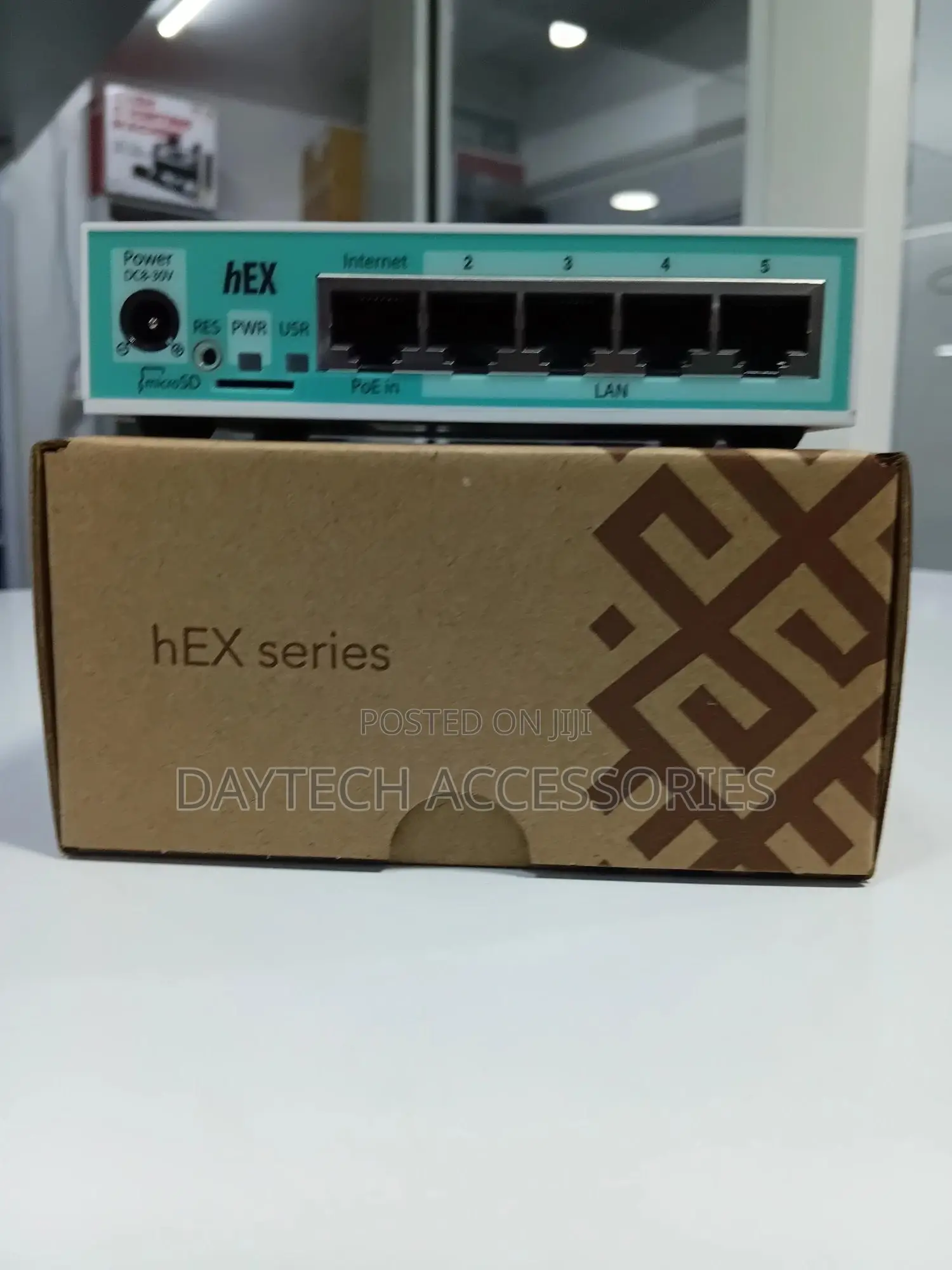 Mikrotik Rb750gr3 Hex 5-Port Gigabit Ethernet Router Routeros L4.