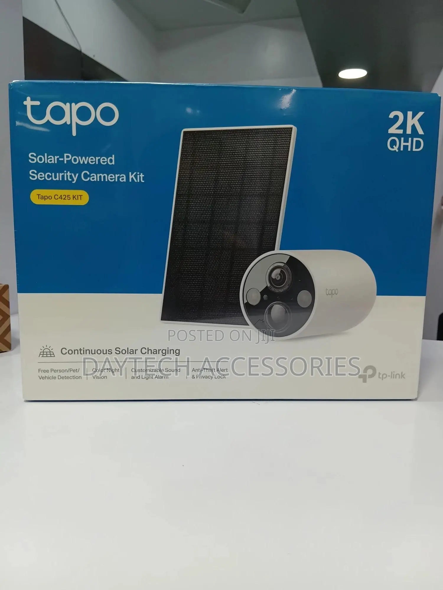 Tp-Link Tapo C425 Solar-Powered Security Camera Kit.