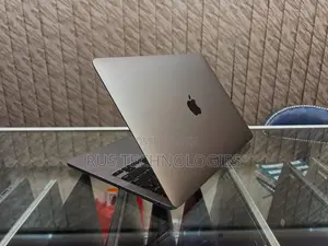 Laptop Apple MacBook Pro 2020 M1 16GB Apple M1 Pro SSD 256GB