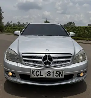 Mercedes-Benz C200 2010 Silver
