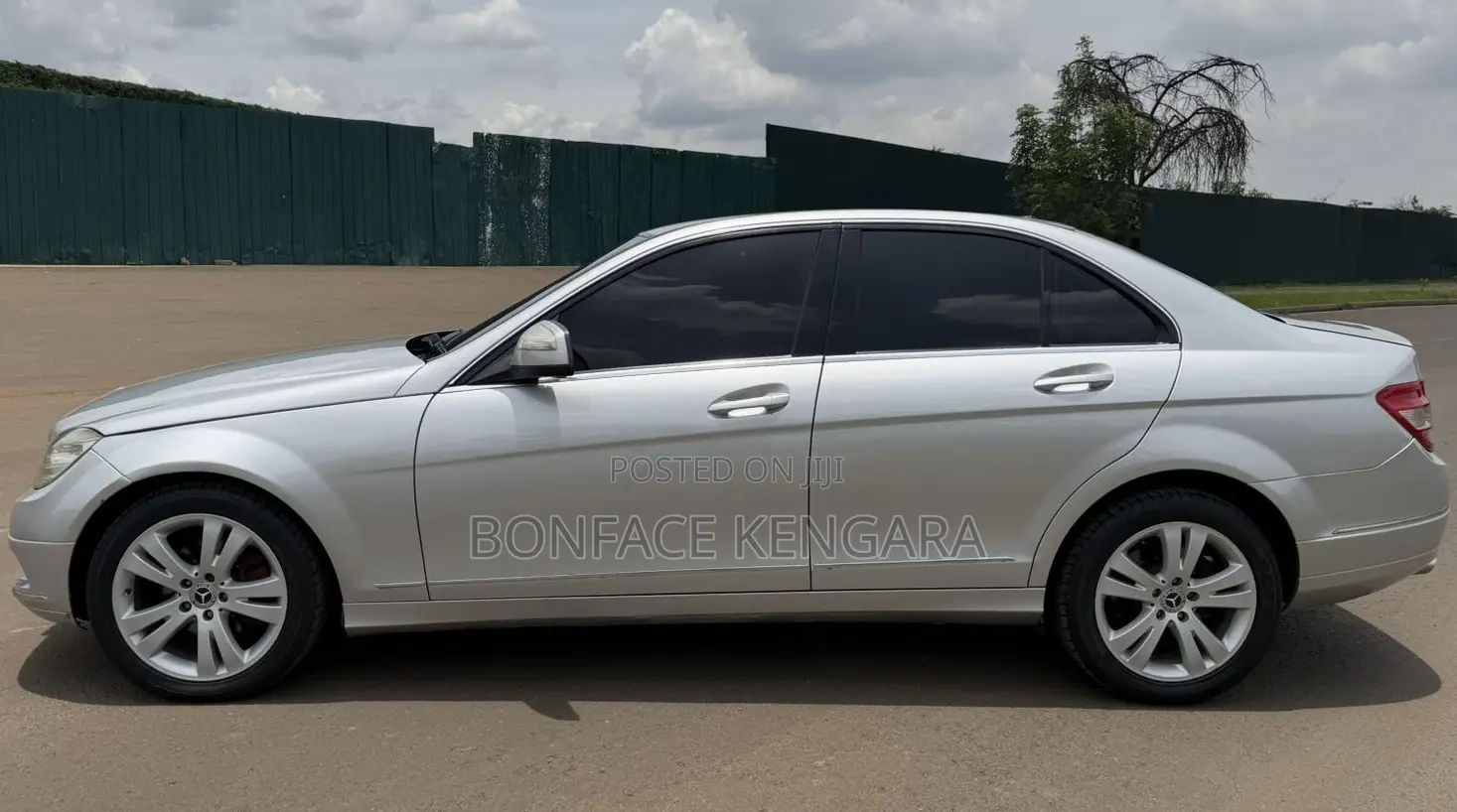 Mercedes-Benz C200 2010 Silver