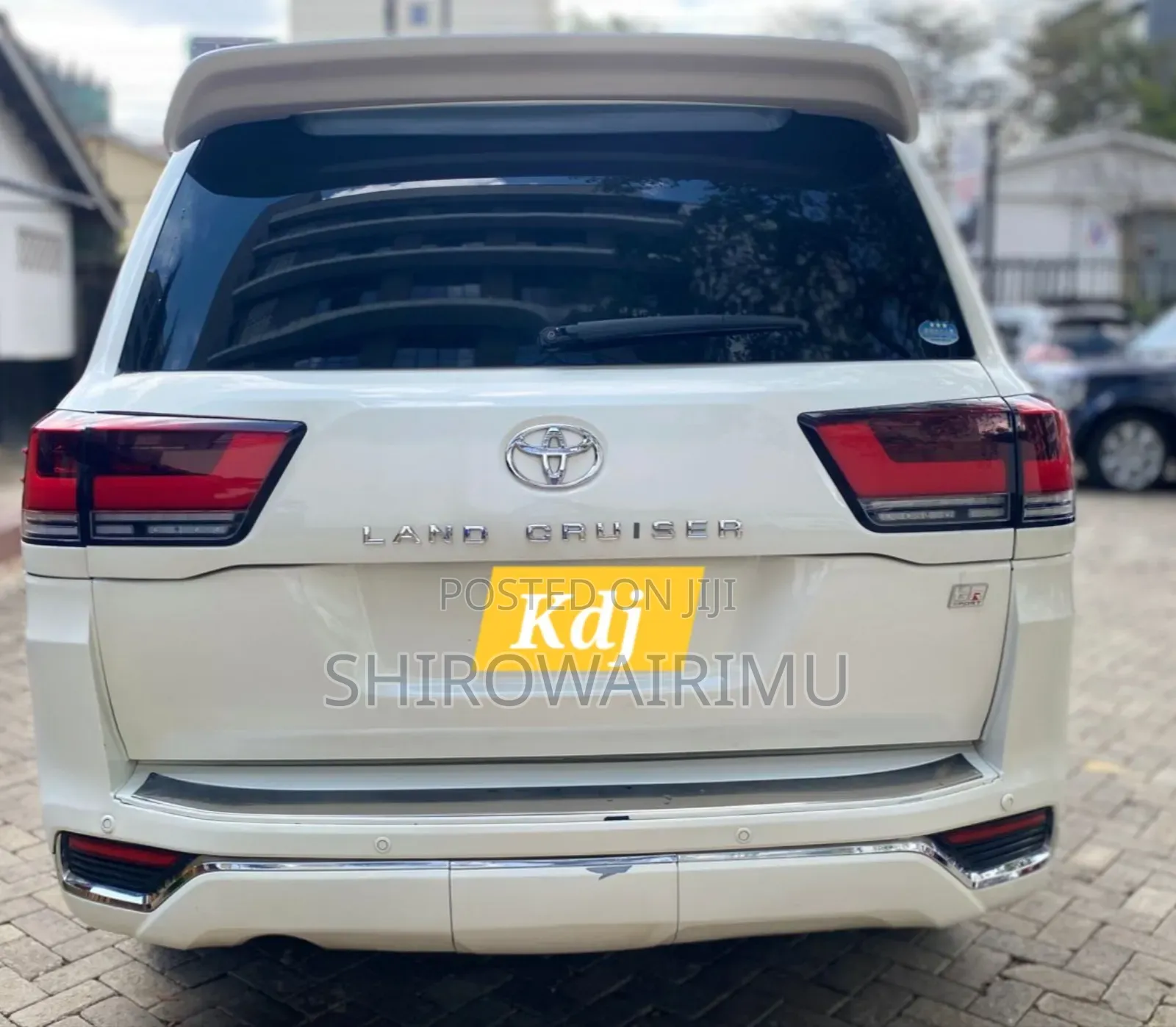 Toyota Land Cruiser 2015 Off white