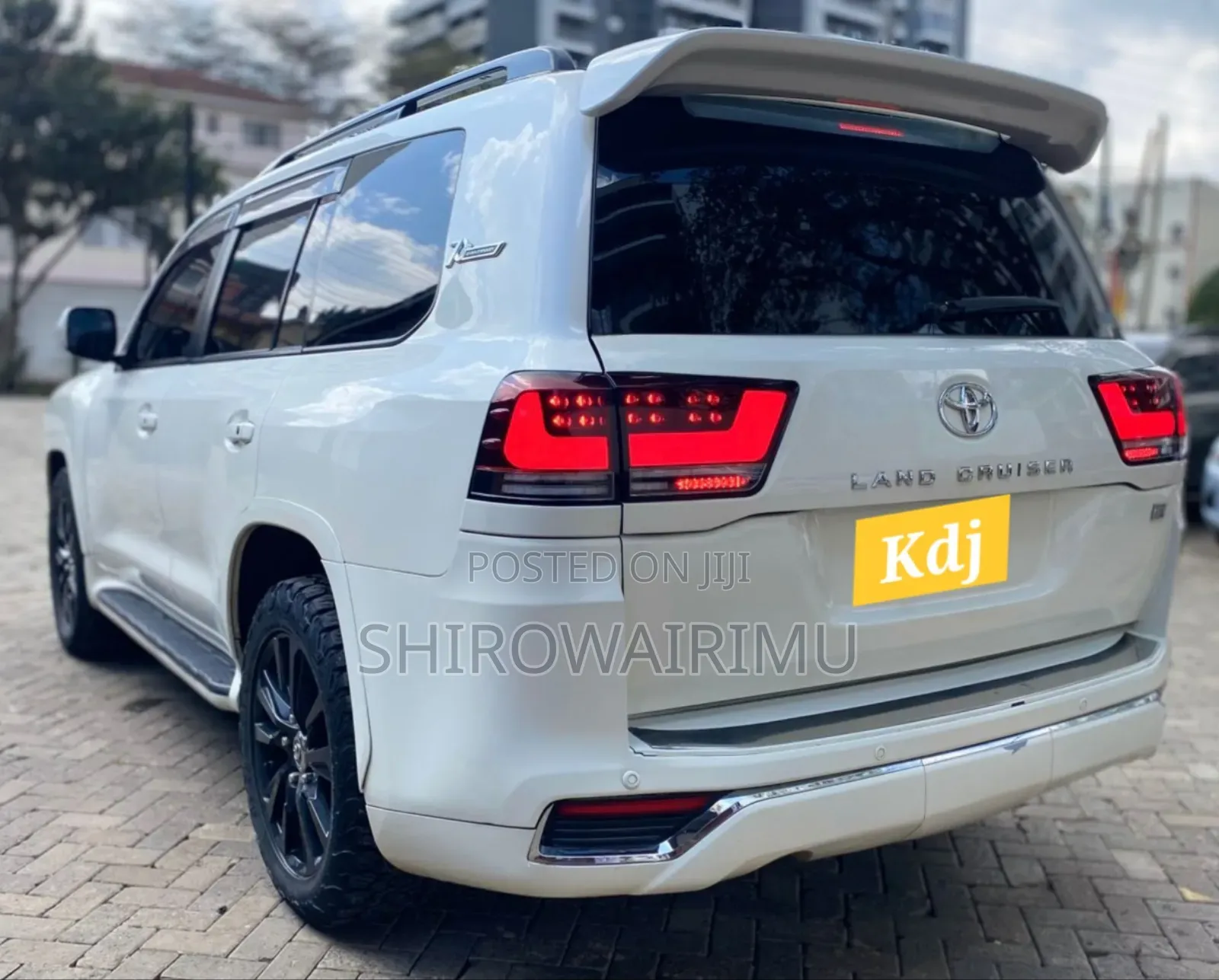 Toyota Land Cruiser 2015 Off white