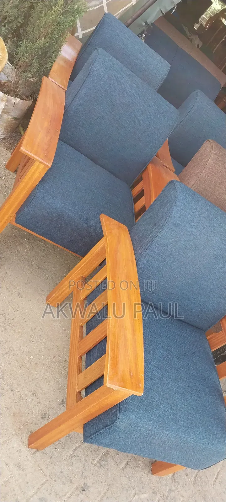 Open Sofa Seven Seater