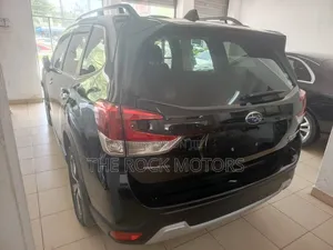 Subaru Forester 2019 Black