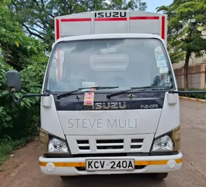 Isuzu NKR Lorry