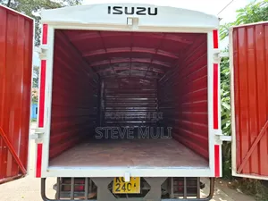 Isuzu NKR Lorry