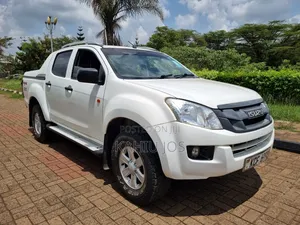 Isuzu D-MAX 2015 White