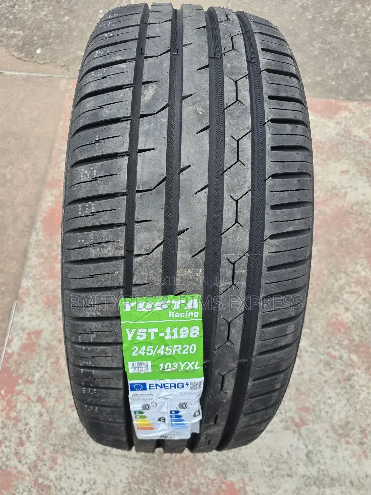 245 /45 R20 Yusta Tyres