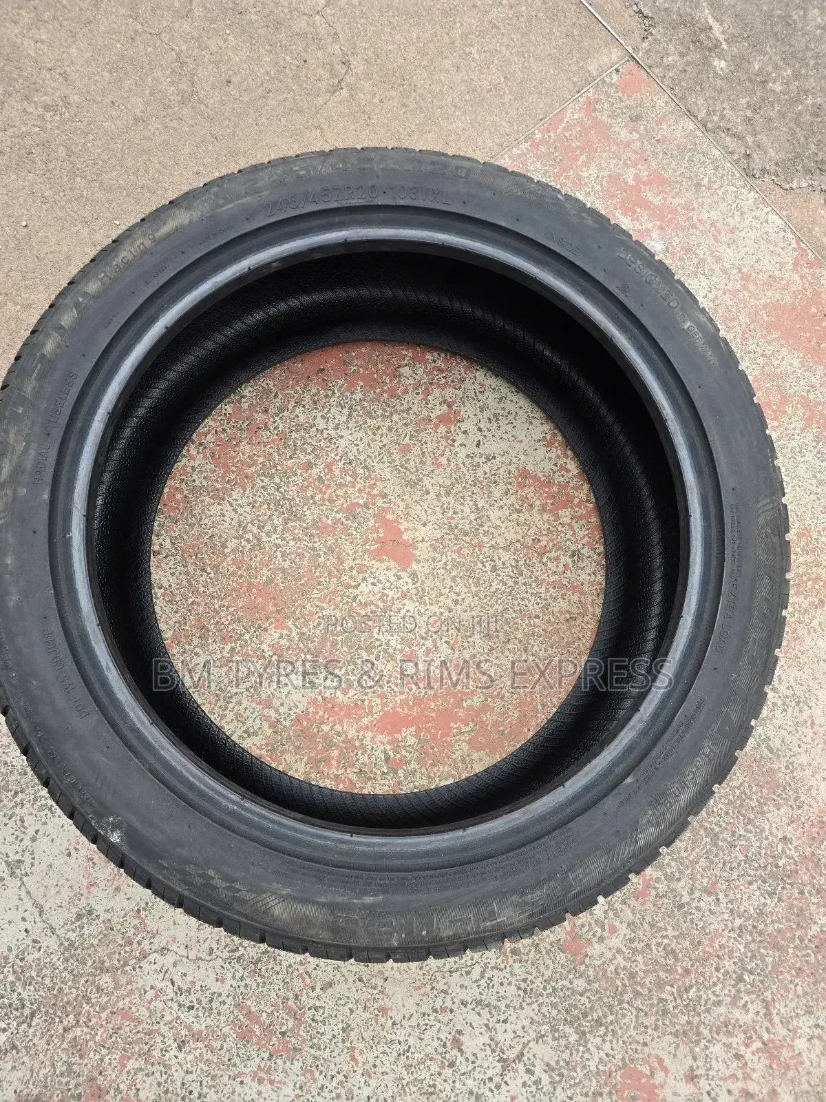245 /45 R20 Yusta Tyres