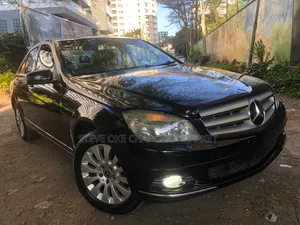 Mercedes-Benz C200 2010