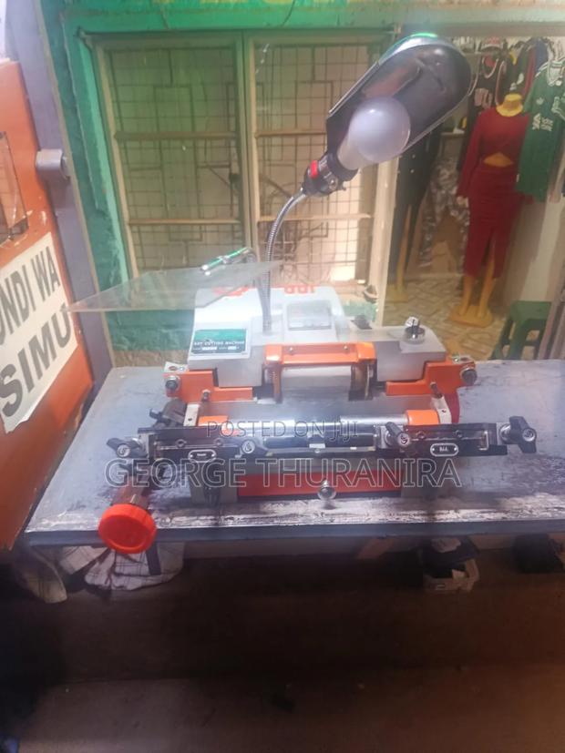 Key Cutting Machine/ All Keys - thumbnail 3