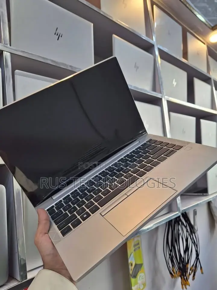 Laptop HP EliteBook 840 G8 8GB Intel Core i5 SSD 256GB