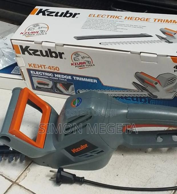 High-Performance Electric Hedge Trimmer
