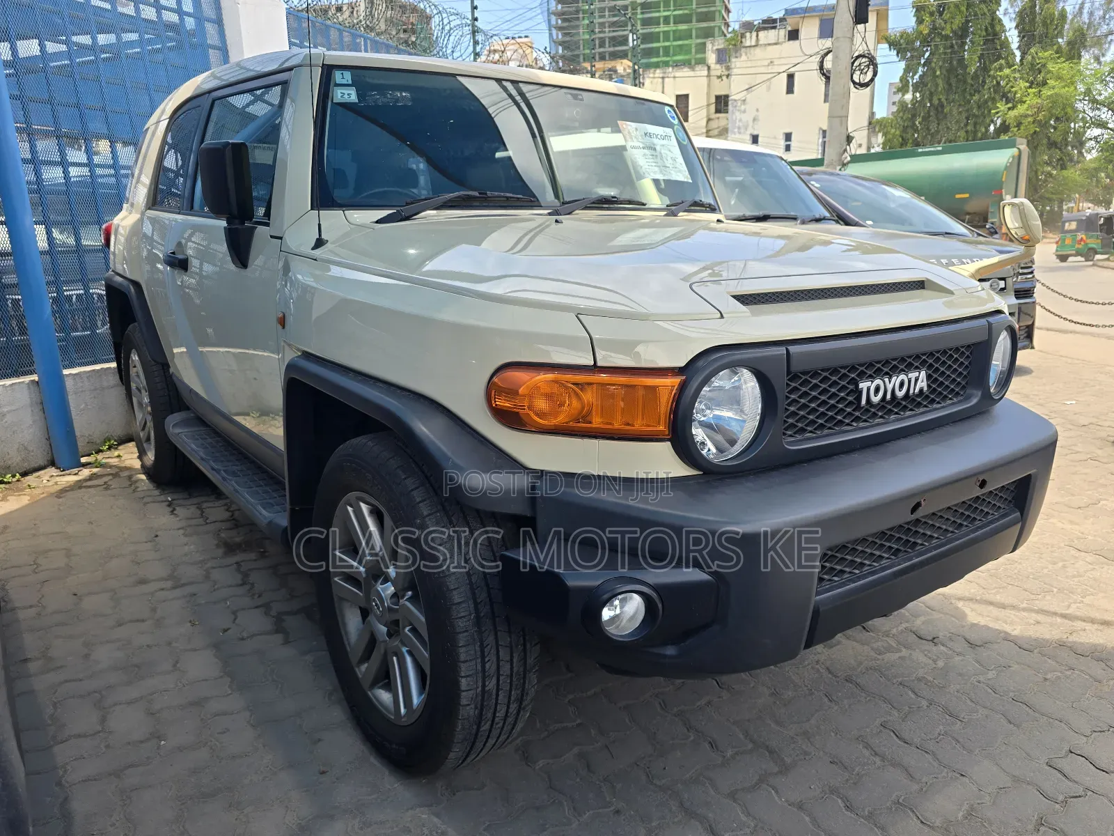 Toyota FJ Cruiser 2019 Ivory