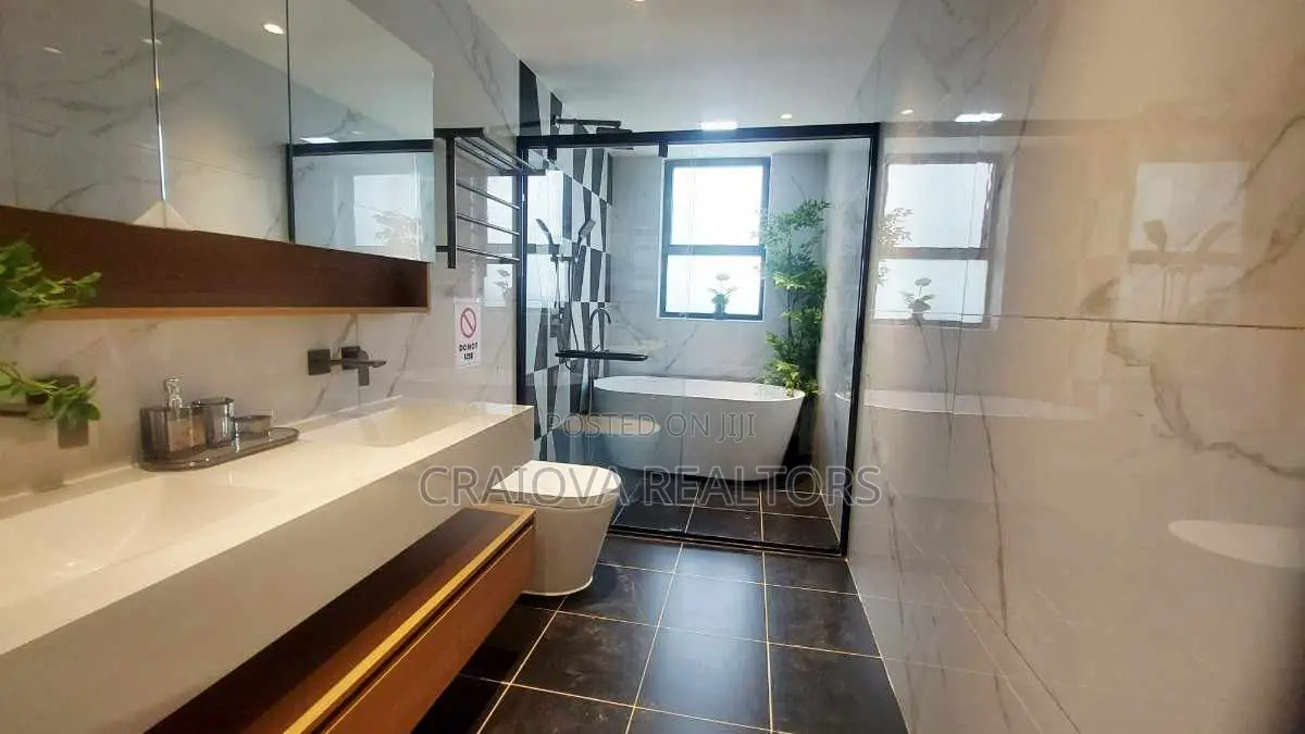 4bdrm Apartment in Raphta Road Area for sale