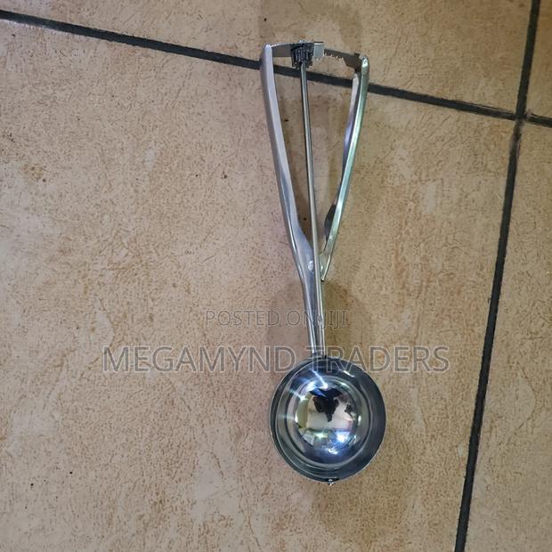 Ice Cream Scoop / Stainless Steel Ice Cream Scooper - thumbnail 2