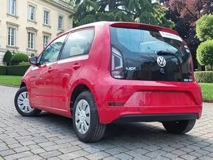 Volkswagen Up 2018 Red