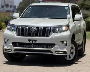 Toyota Land Cruiser Prado 2.8 2019 White