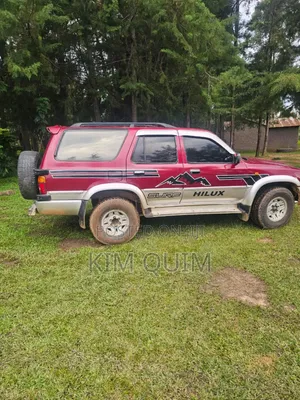Toyota Hilux 1994 Red